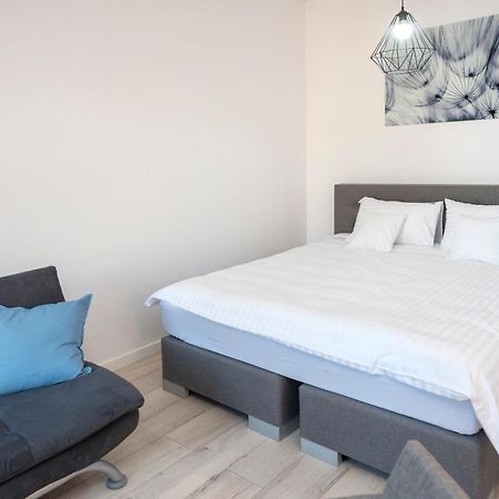 Provenir Home Strzelecka 25 Poznań Exteriör bild
