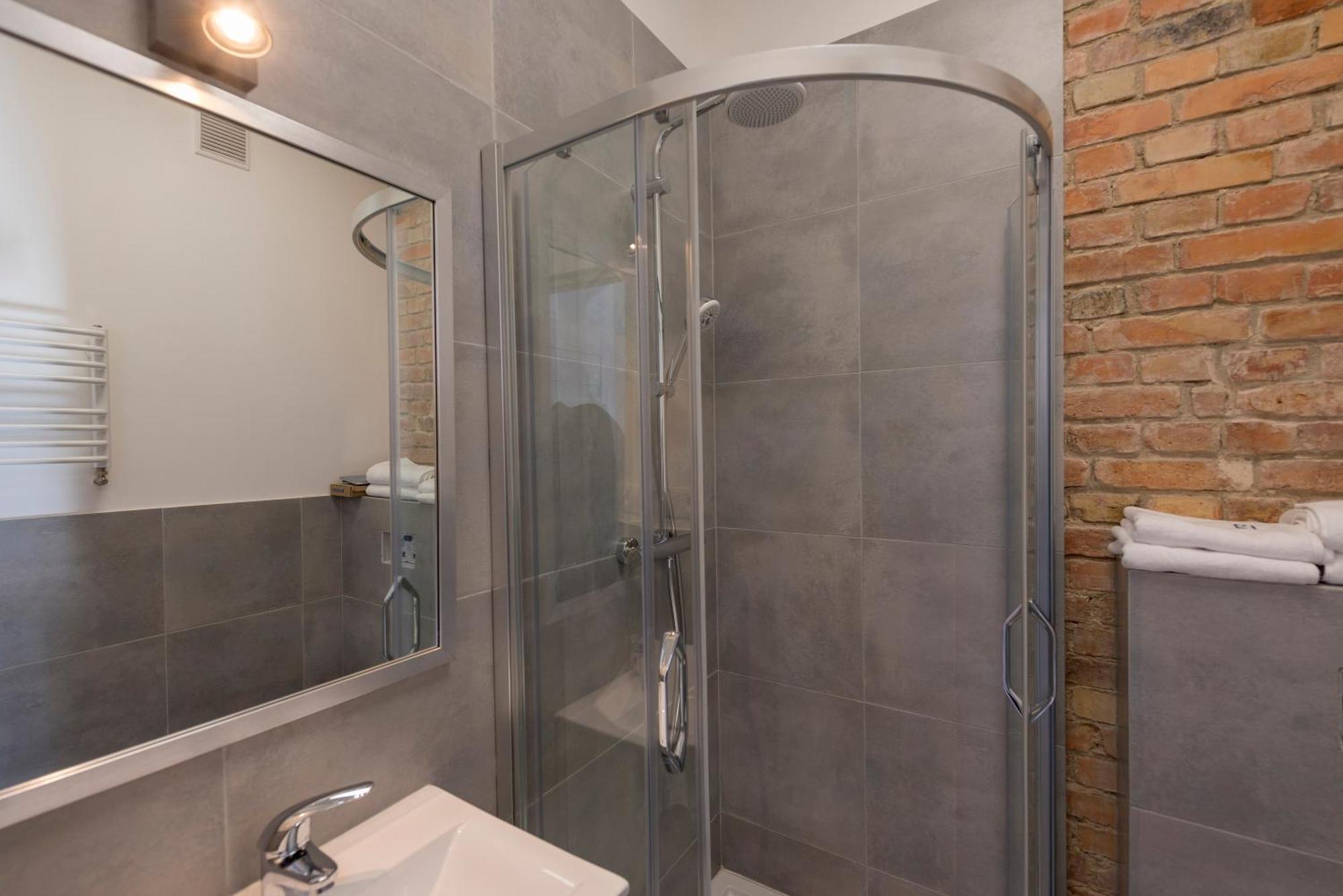 Provenir Home Strzelecka 25 Poznań Exteriör bild