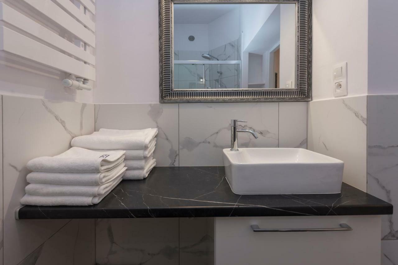 Provenir Home Strzelecka 25 Poznań Exteriör bild