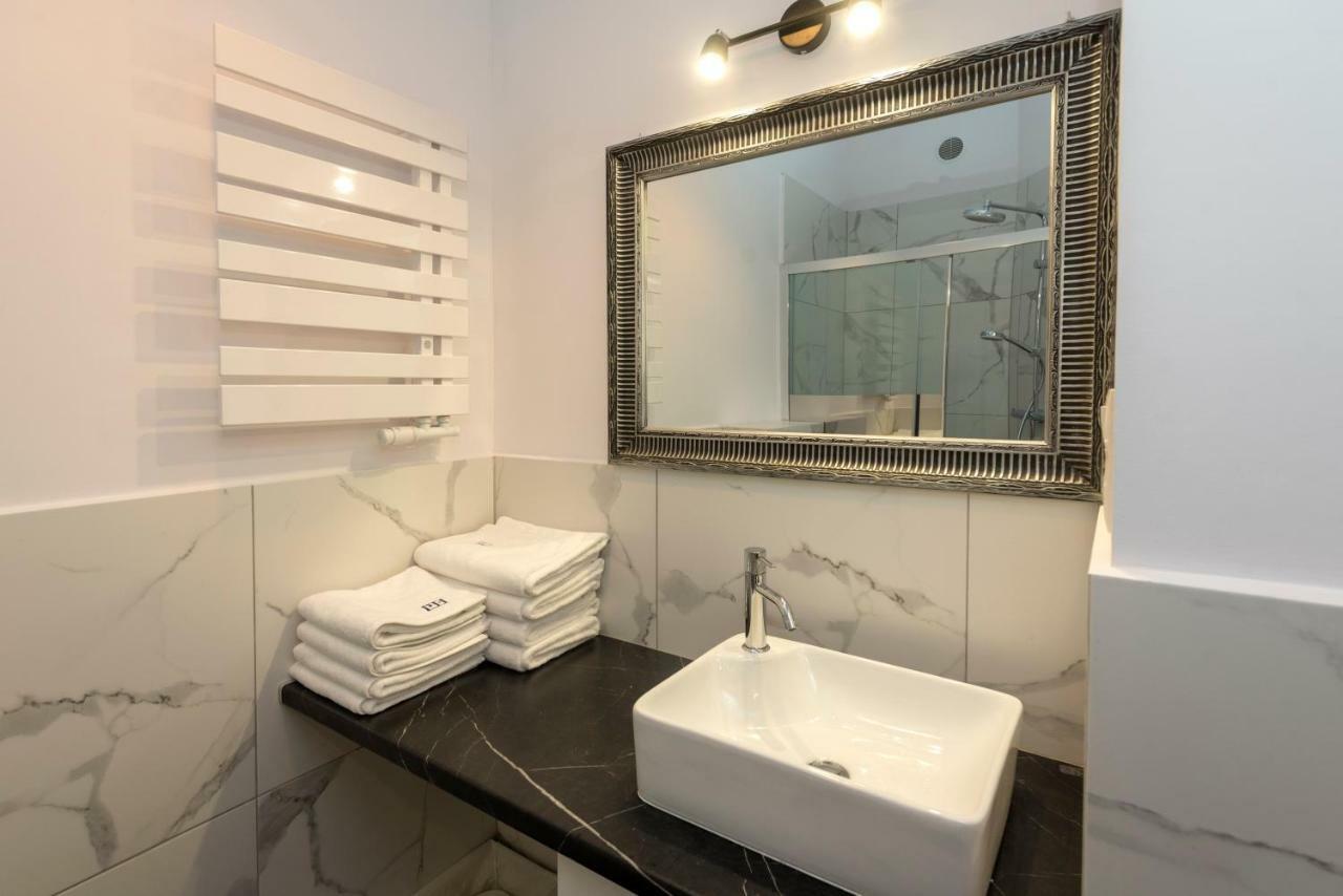 Provenir Home Strzelecka 25 Poznań Exteriör bild